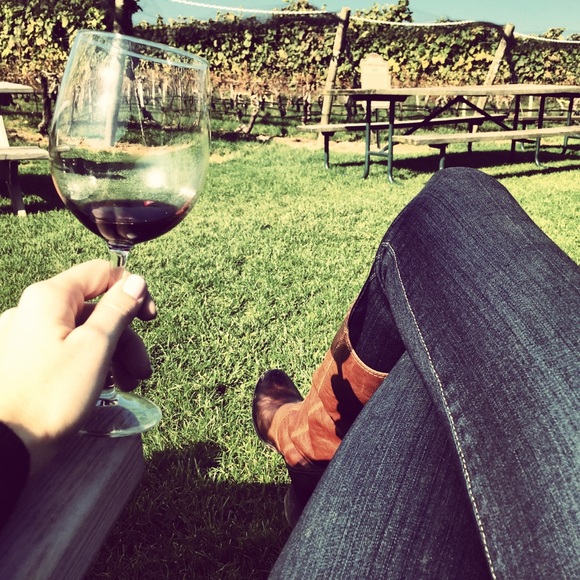 Meet your Posher, Lisa - Picture 1 of 1